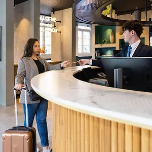 4* מלון Novotel Off Grand Place